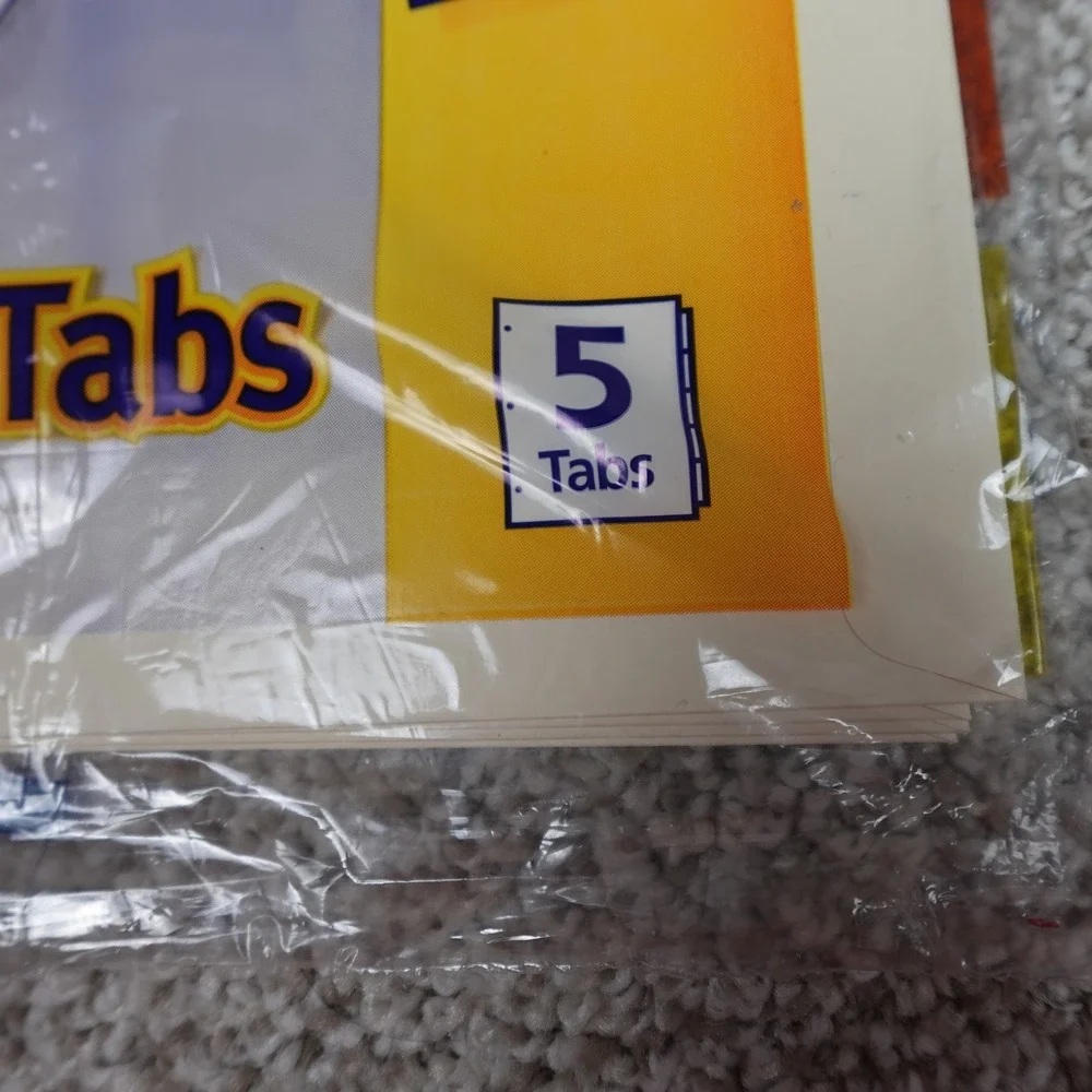 Avery Pockets n Tabs Insertable Dividers 81009 5-Tab Set Buff Office School